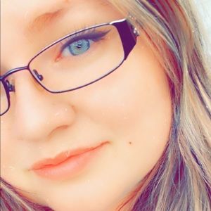 Meet your Posher, Jena